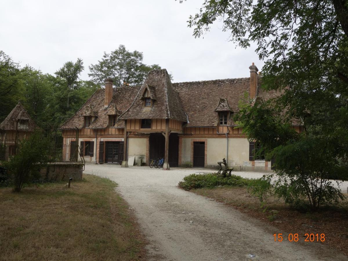 Les Gites Du Mont Suzey Yvoy-le-Marron Exteriör bild